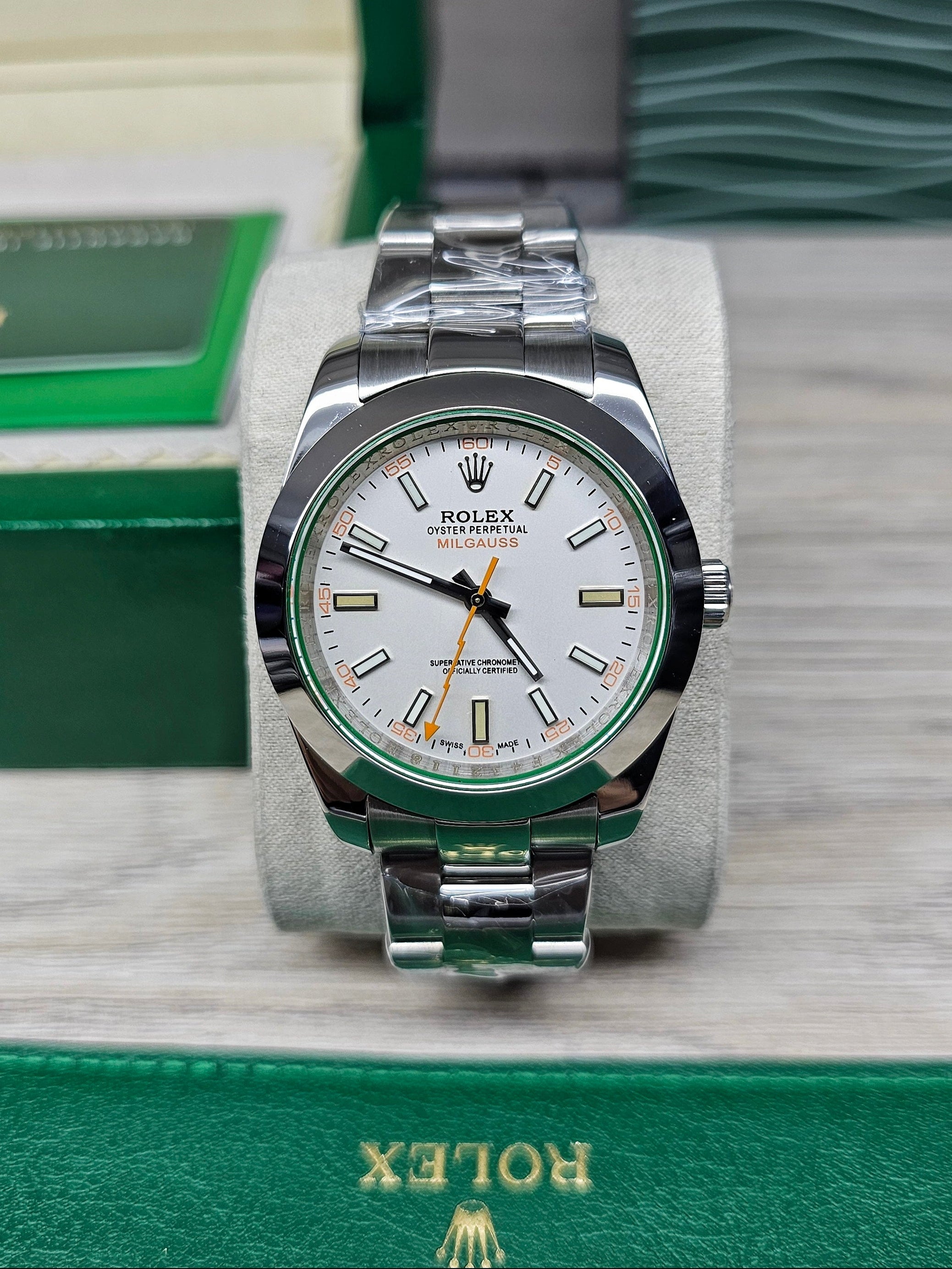 Rolex / MILGAUSS WHITE DIAL 40mm