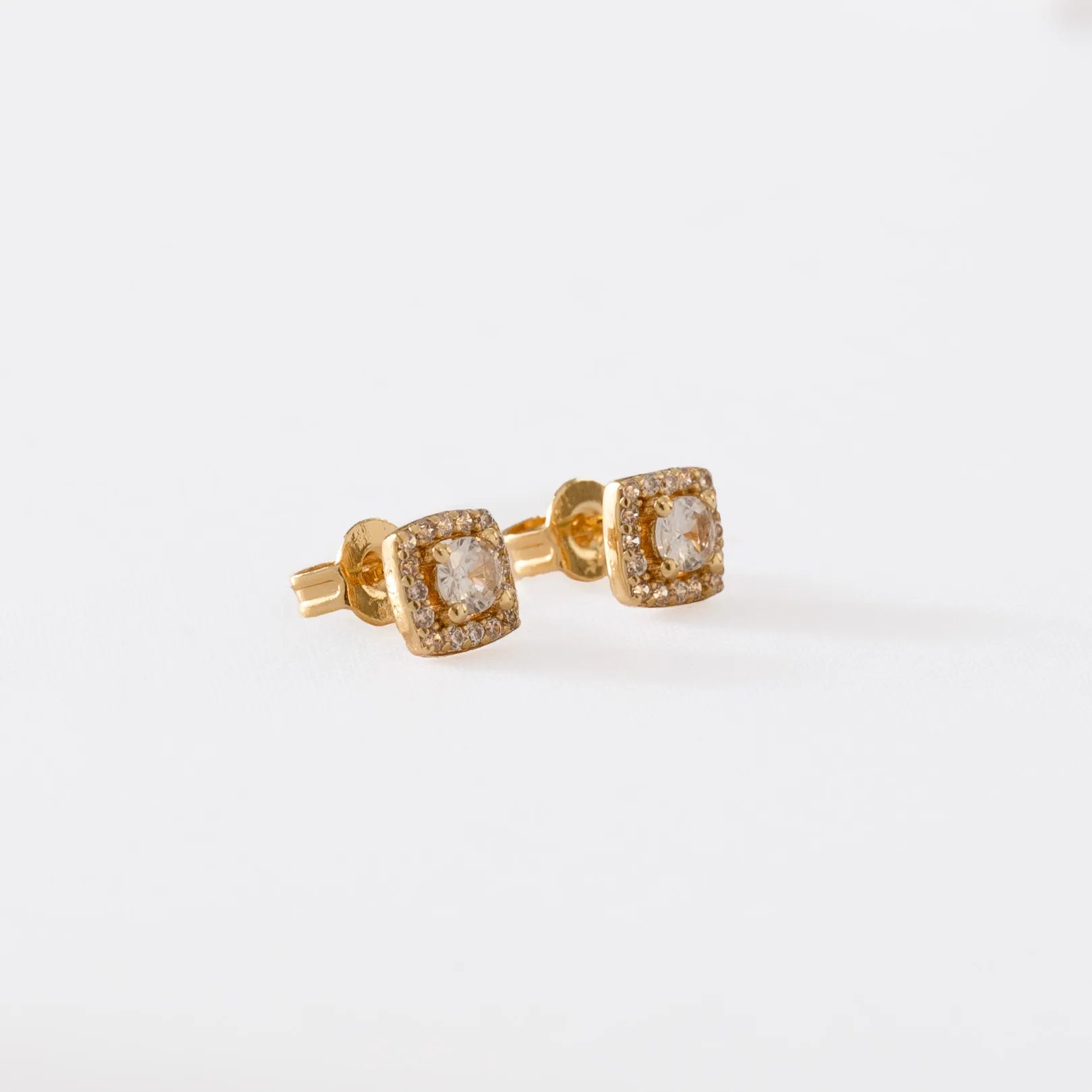 Aretes Dynasty 6mm Cristal